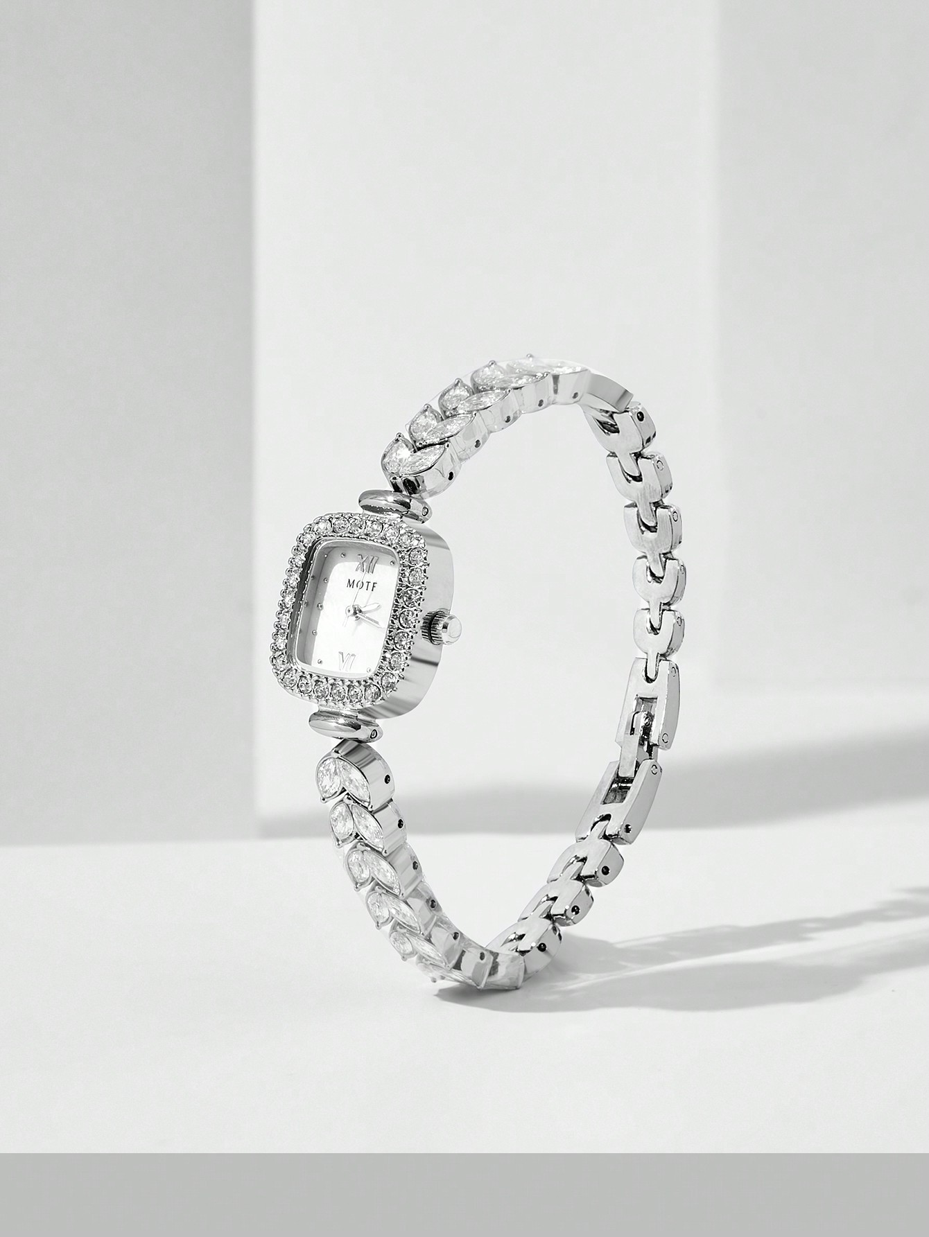 WOMEN'S SQUARE DIAL QUARTZ WATCH WITH FULL RHINESTONE SILVER