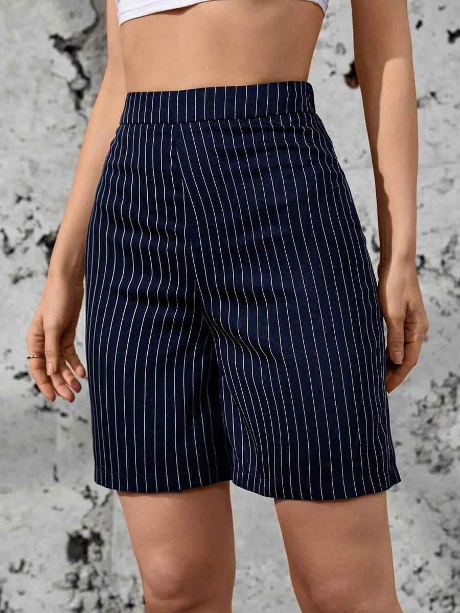 SHEIN Essnce Street-Style Ladies' Casual Elastic Waist Side Zipper Striped Shorts