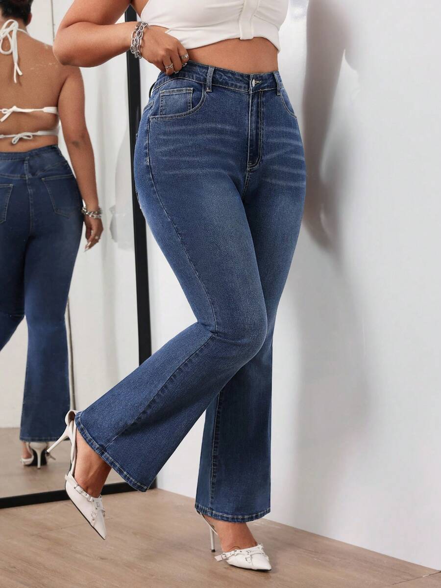 SHEIN ICON Plus Size Women Casual Slim Fit Flared Jeans