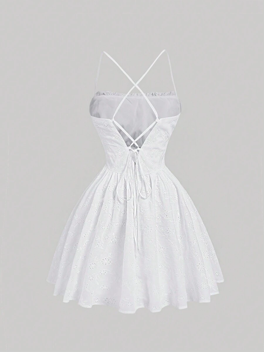 SHEIN MOD Robe courte blanche en coton brodé avec dos plissé et découvert pour femme en été