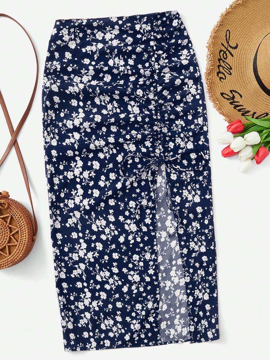 SHEIN VCAY Plus Size Women's Ditsy Floral Drawstring Waist Slit Hem Long Skirt For Vacation