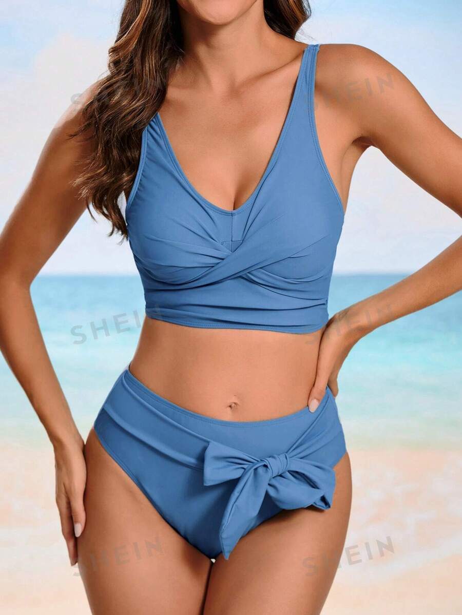 SHEIN Swim Conjunto de bikini sólido con cruce en el pecho y diseño sexy para mujeres en vacaciones