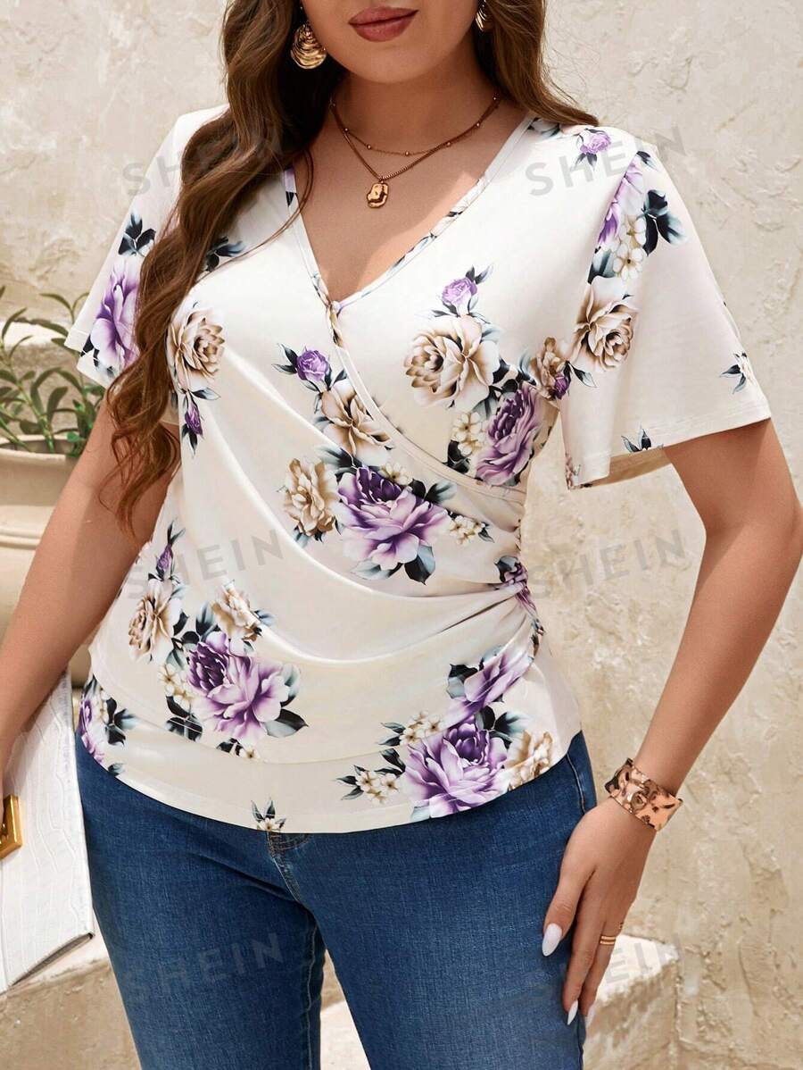 SHEIN Clasi VLing Camiseta de manga corta elegante de talla grande con estampado floral y pliegues, verano