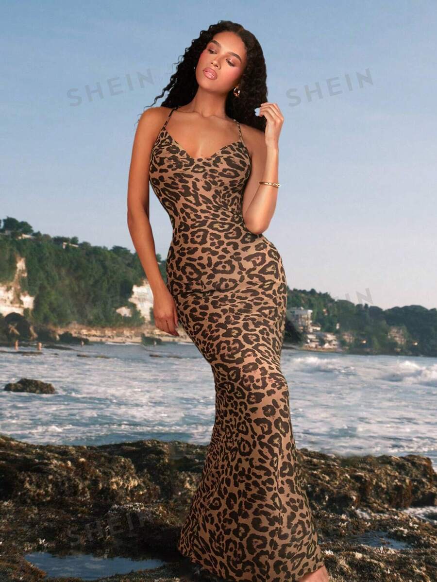 SHEIN VCAY Vestido de tirantes tipo sirena de tela elástica con estampado de leopardo, para el atuendo de vacaciones de verano
