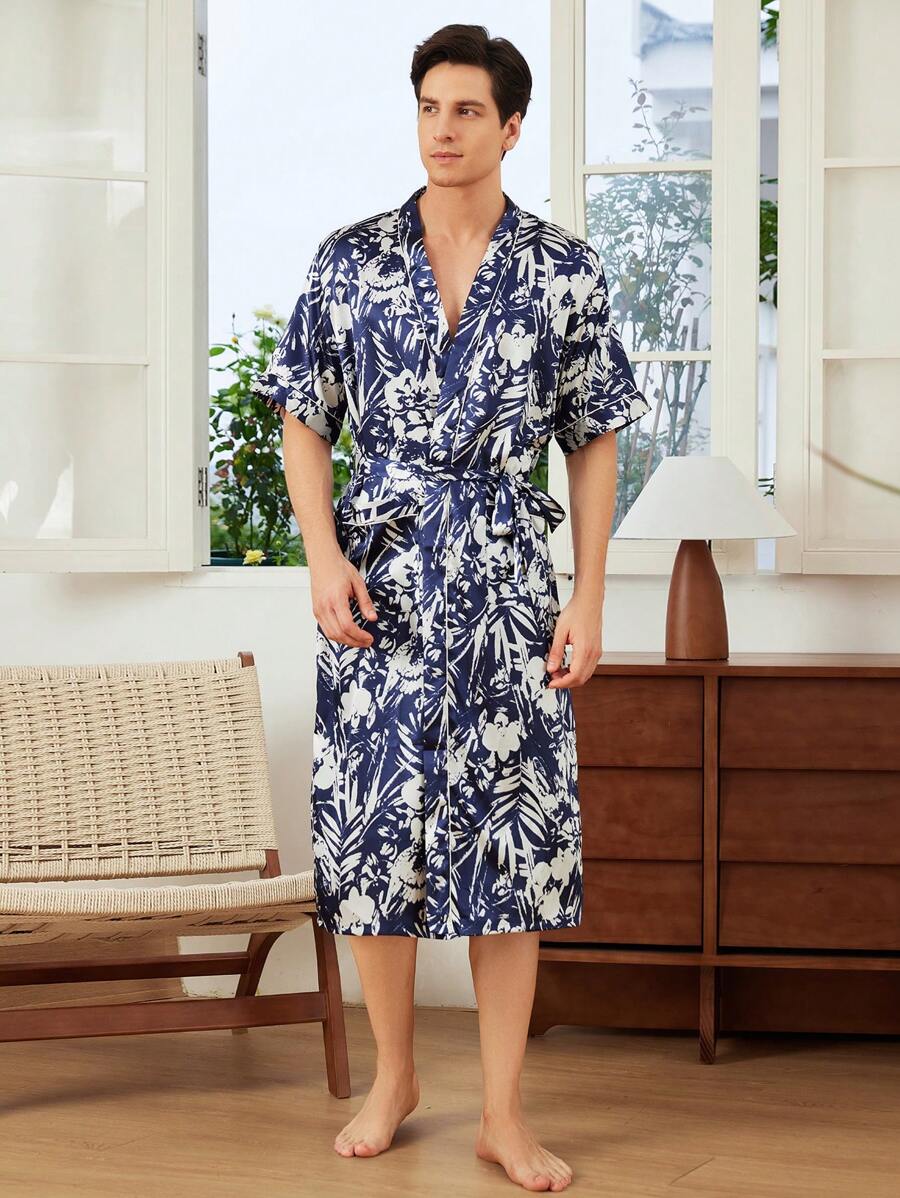 Bata de manga corta con estampado floral azul para hombre con cinturón