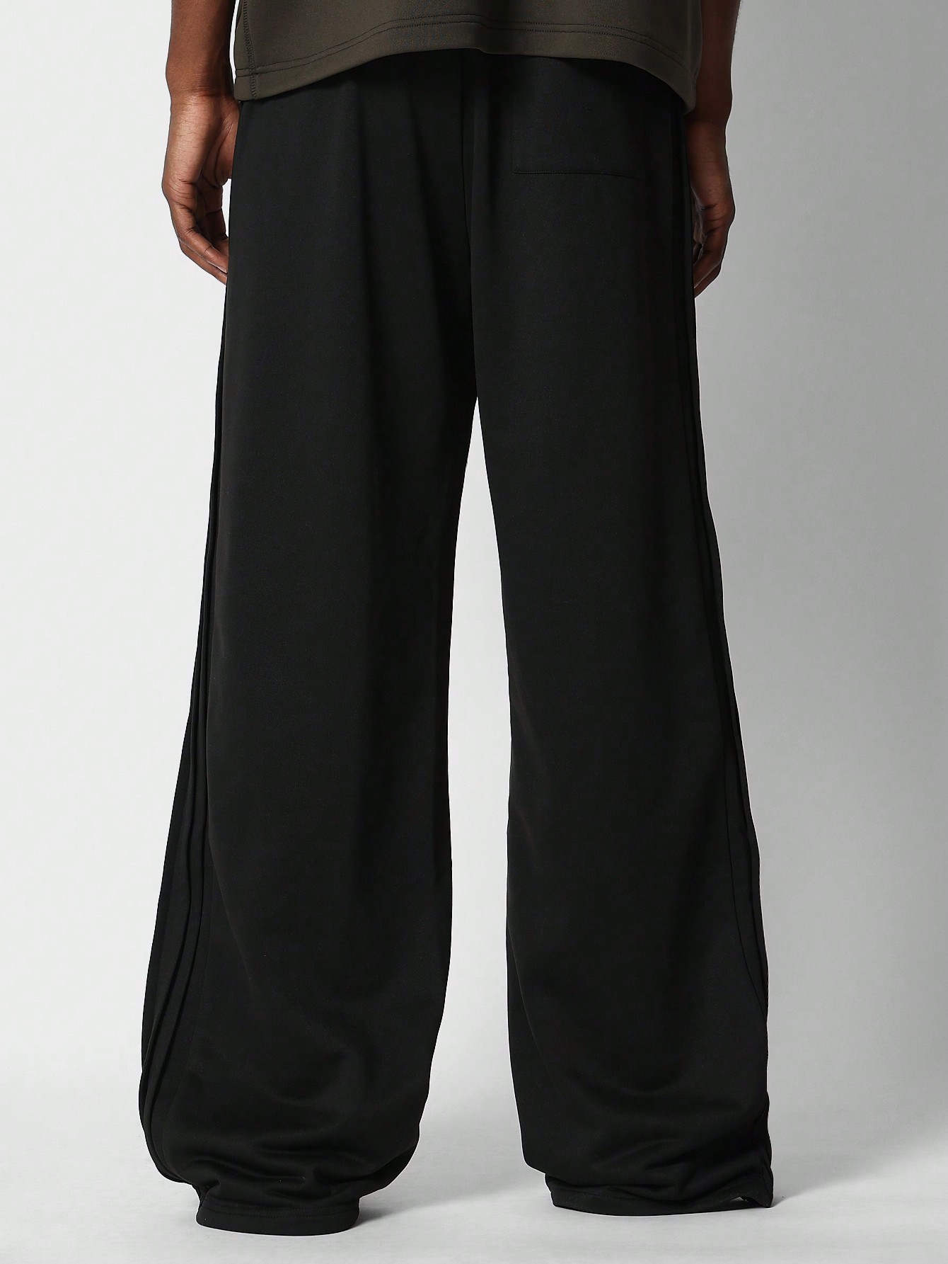 Drawstring Waist Wide Leg Athletic Sweatpants Relaxed Fit