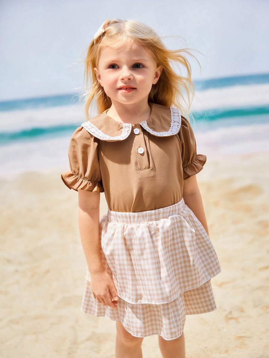 SHEIN Mädchen Urlaubsstil Set mit gerüschtem Kragen Bluse und kariertem, geschichtetem Rock, 2-teilig, Sommer