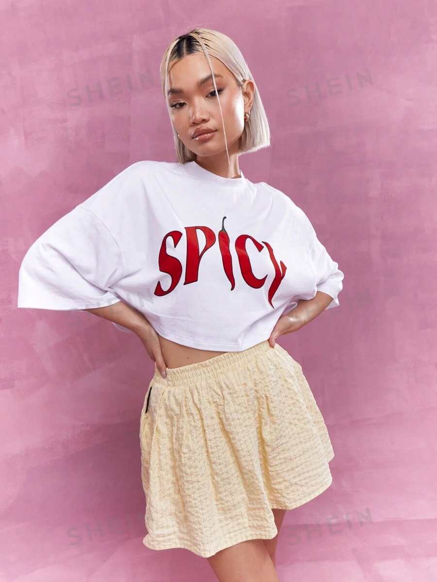 MISSGUIDED Camiseta corta holgada de hombros caídos con estampado frontal
