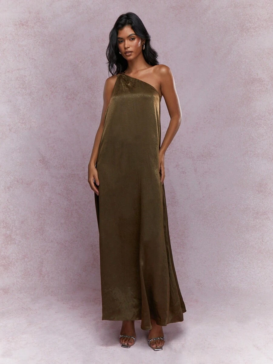 MISSGUIDED Gestructureerde satijnen maxi-jurk met één schouder en metalen ringdetail