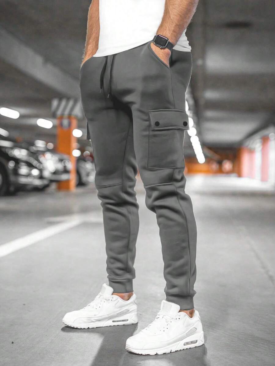 SHEIN Bermudas Casuais Esportivas e de Trabalho com Bolsos de Carga e Cintura com Cordão em Cor Lísa para Adolescentes Meninos