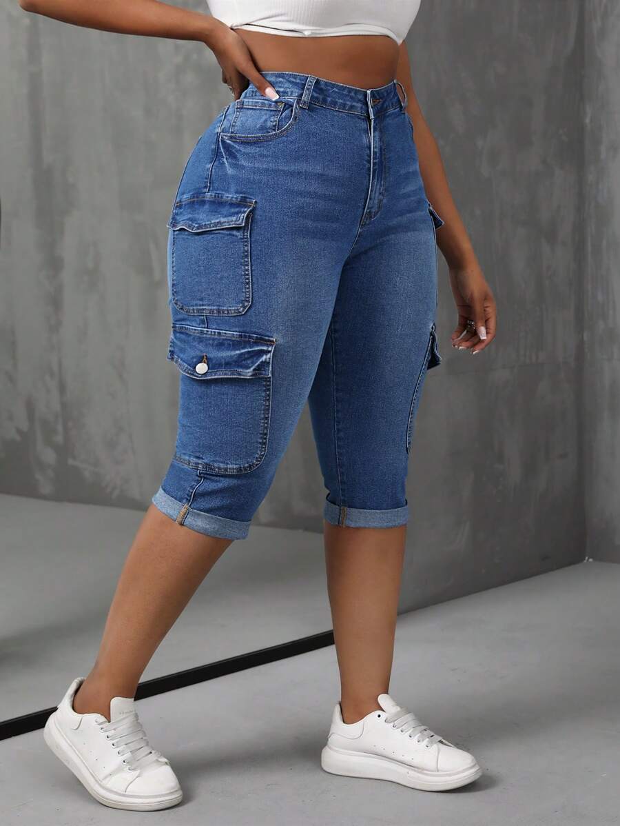 SHEIN SXY Pantalones capri de mezclilla con estiramiento de talla grande, versátiles