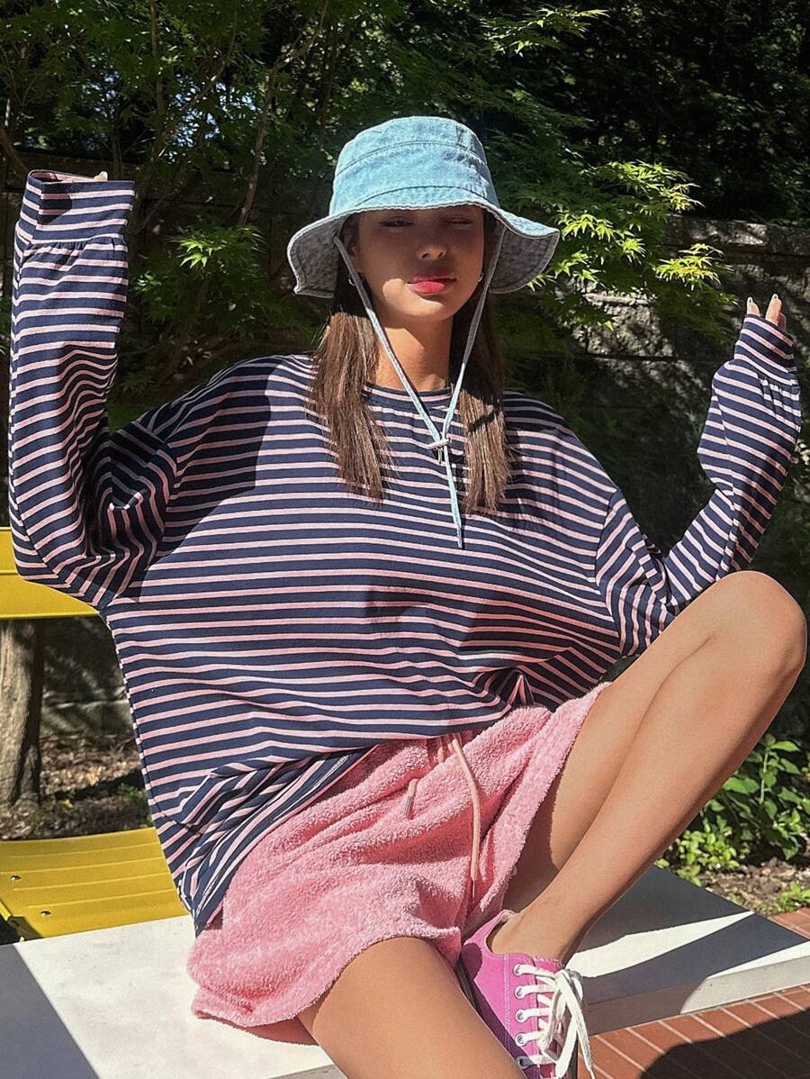 DAZY Women's Spring/Summer Loose Striped Round Neck Drop Shoulder Long Sleeve Casual T-Shirt