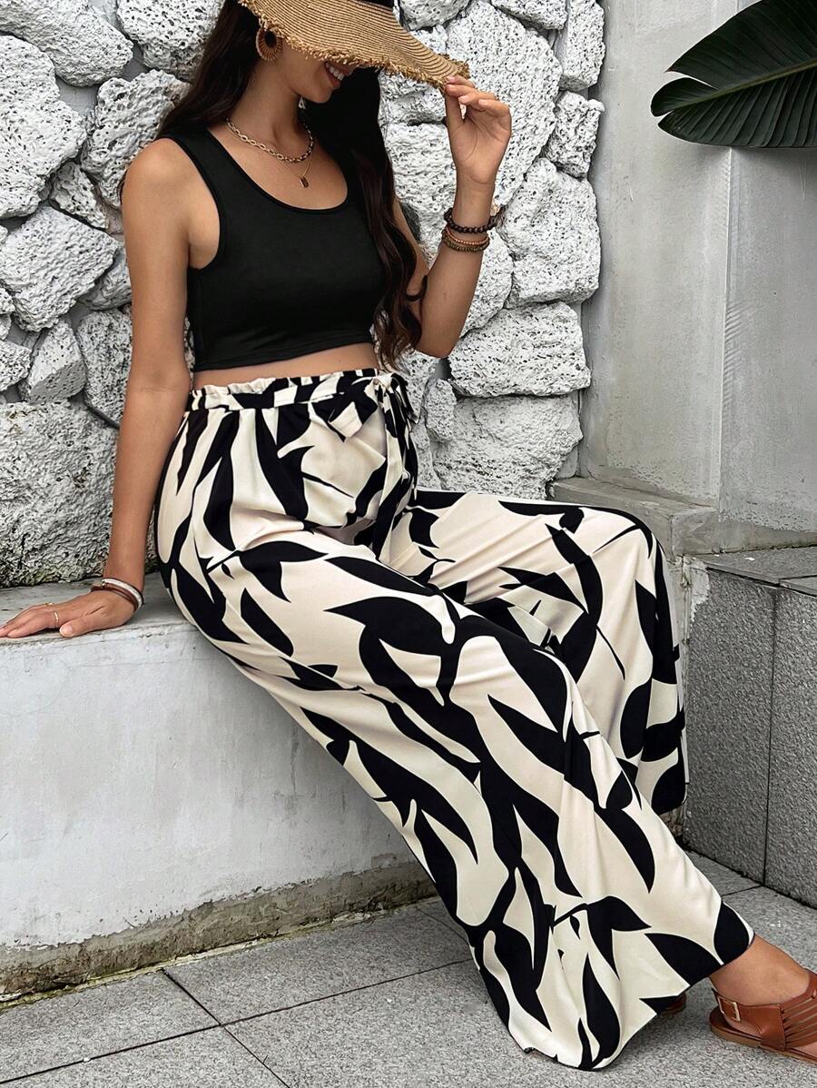 SHEIN Maternity Solid Crop Tank Top & Graphic Print Belted Wide Leg Pants