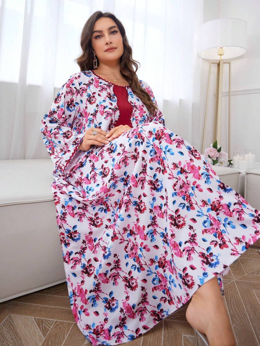 Al Najma Robe imprimée florale Plus avec bordure contrastée et foulard pour l'été