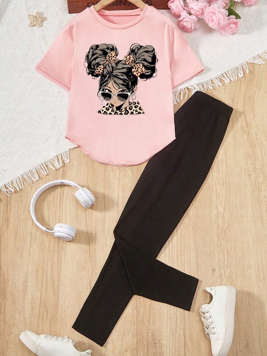 SHEIN GraphicGems Conjunto de camiseta gráfica con figuras y dobladillo curvo y mallas para niña preadolescente