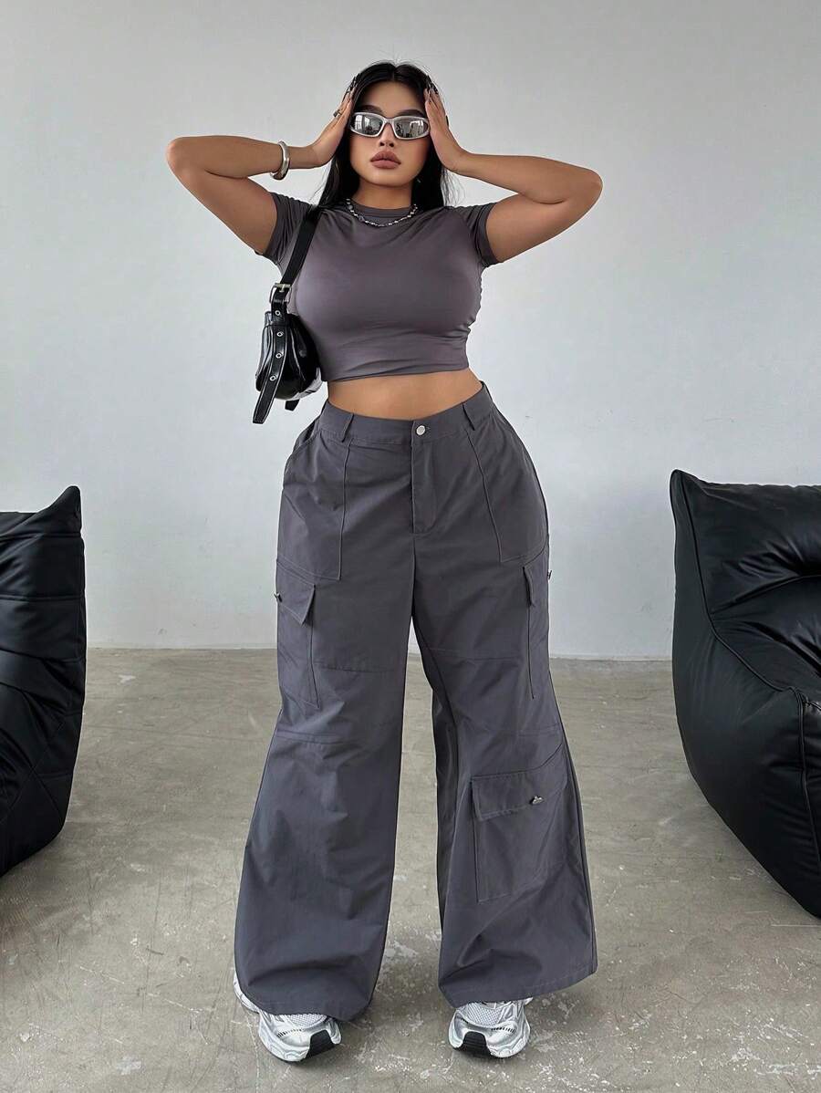 Flirla Plus Size Casualowe, jednokolorowe spodnie cargo z szerokimi nogawkami i wieloma kieszeniami