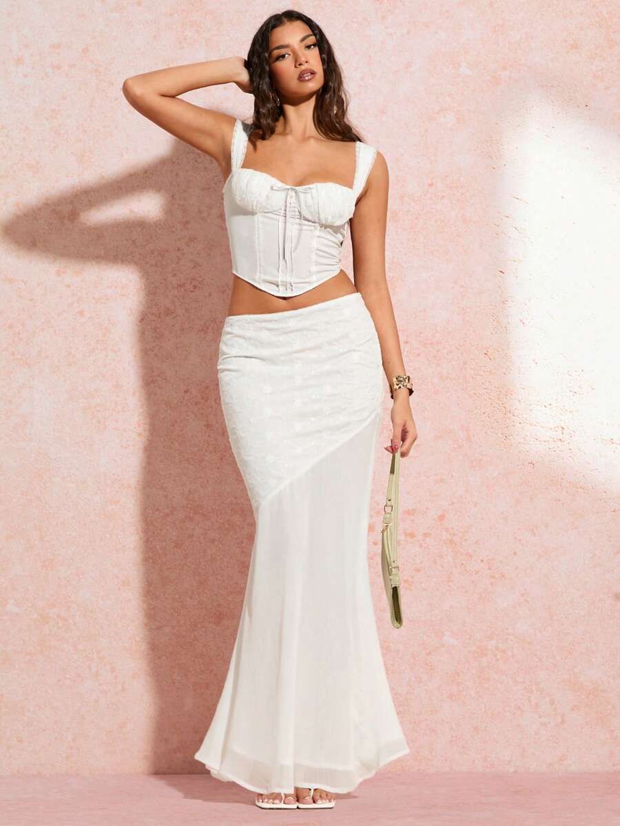 SHEIN BAE Romantic Summer Beach Date White Lace Camisole With Lace Trim, Bow Strap, Versatile Summer Clothing