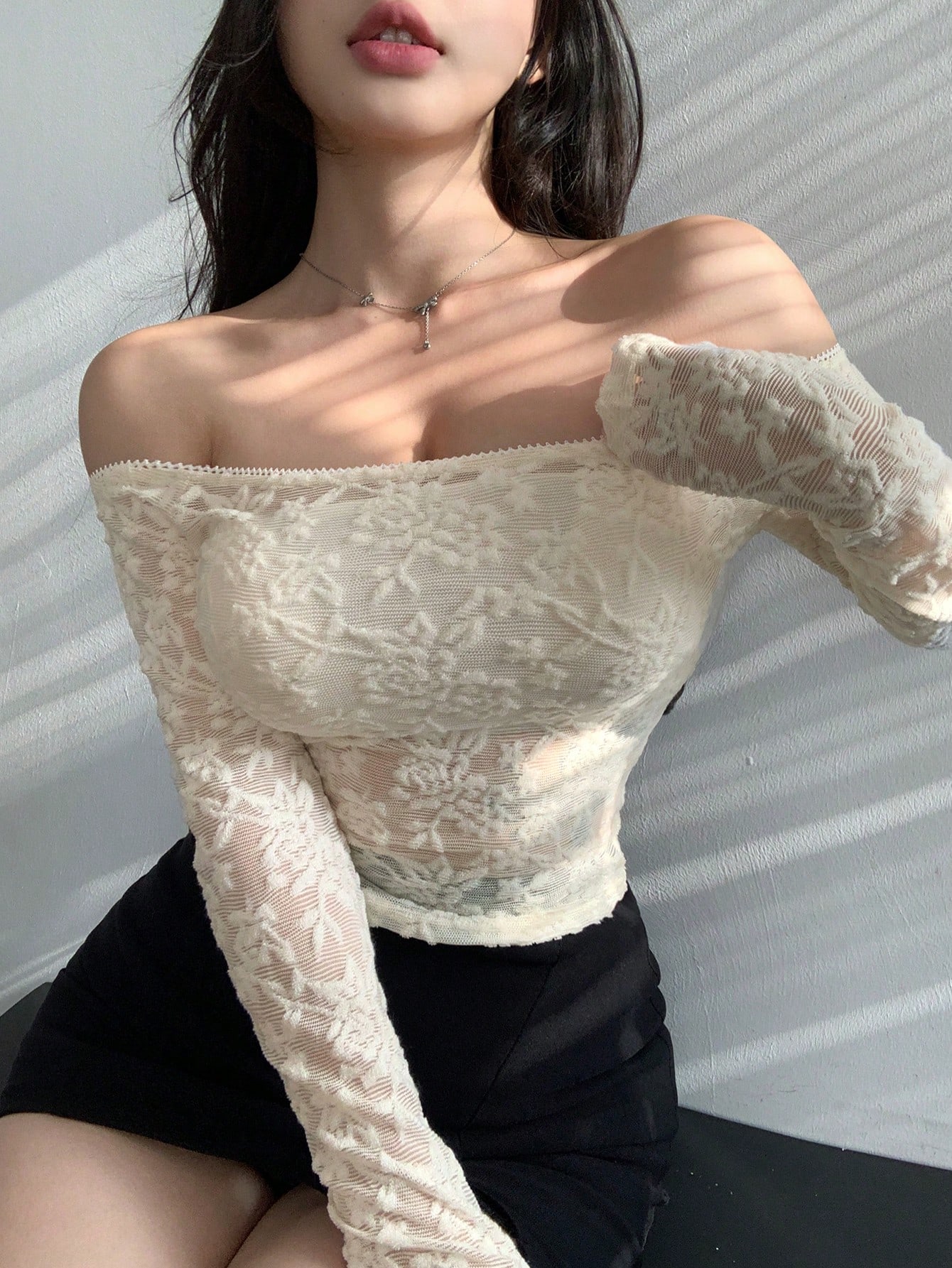 Off Shoulder Lace Top For Spring And Summer｜DAZY