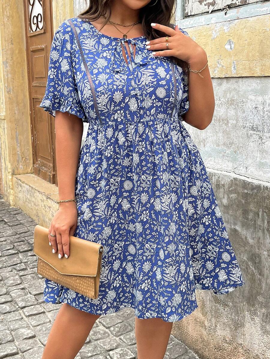 Franclia Plus Paisley Print Tie Neck Butterfly Sleeve Dress