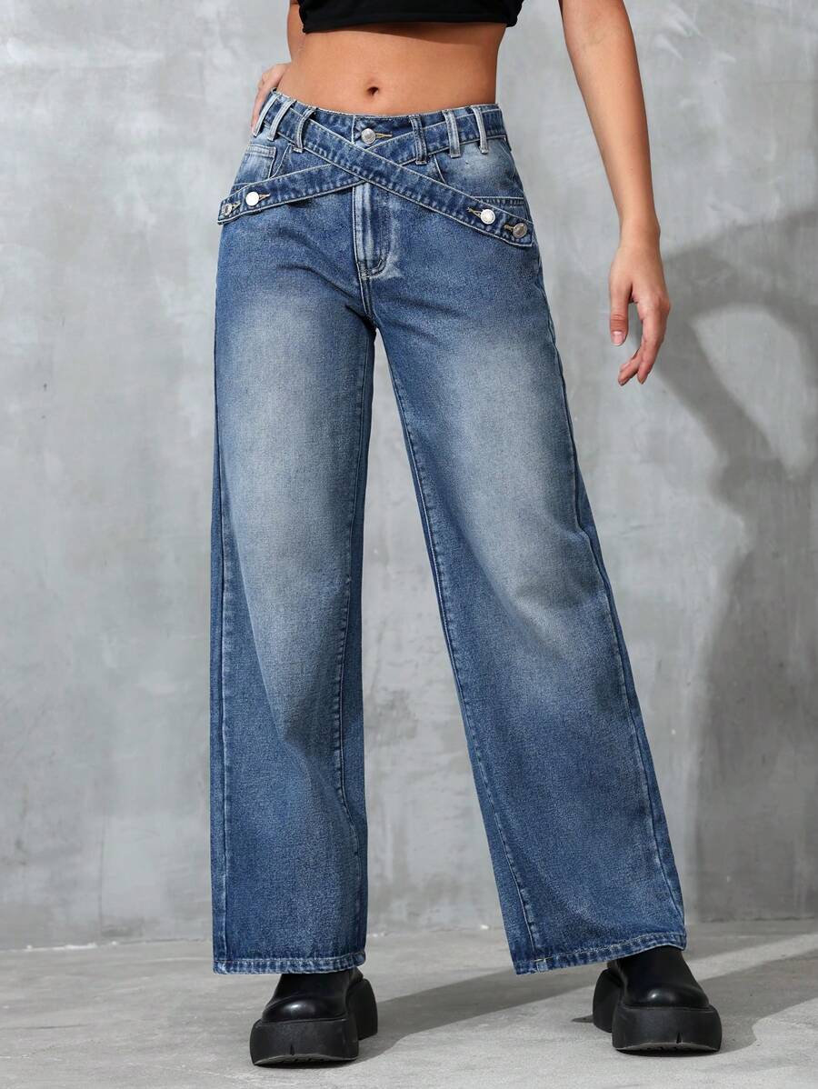 SHEIN EZwear Straight Leg Denim Jeans With Pockets And Cross Straps
