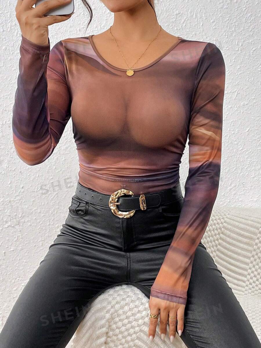 Allurite Body de malla transparente con cuello redondo y estampado teñido anudado para mujer para primavera/verano con detalle fruncido
