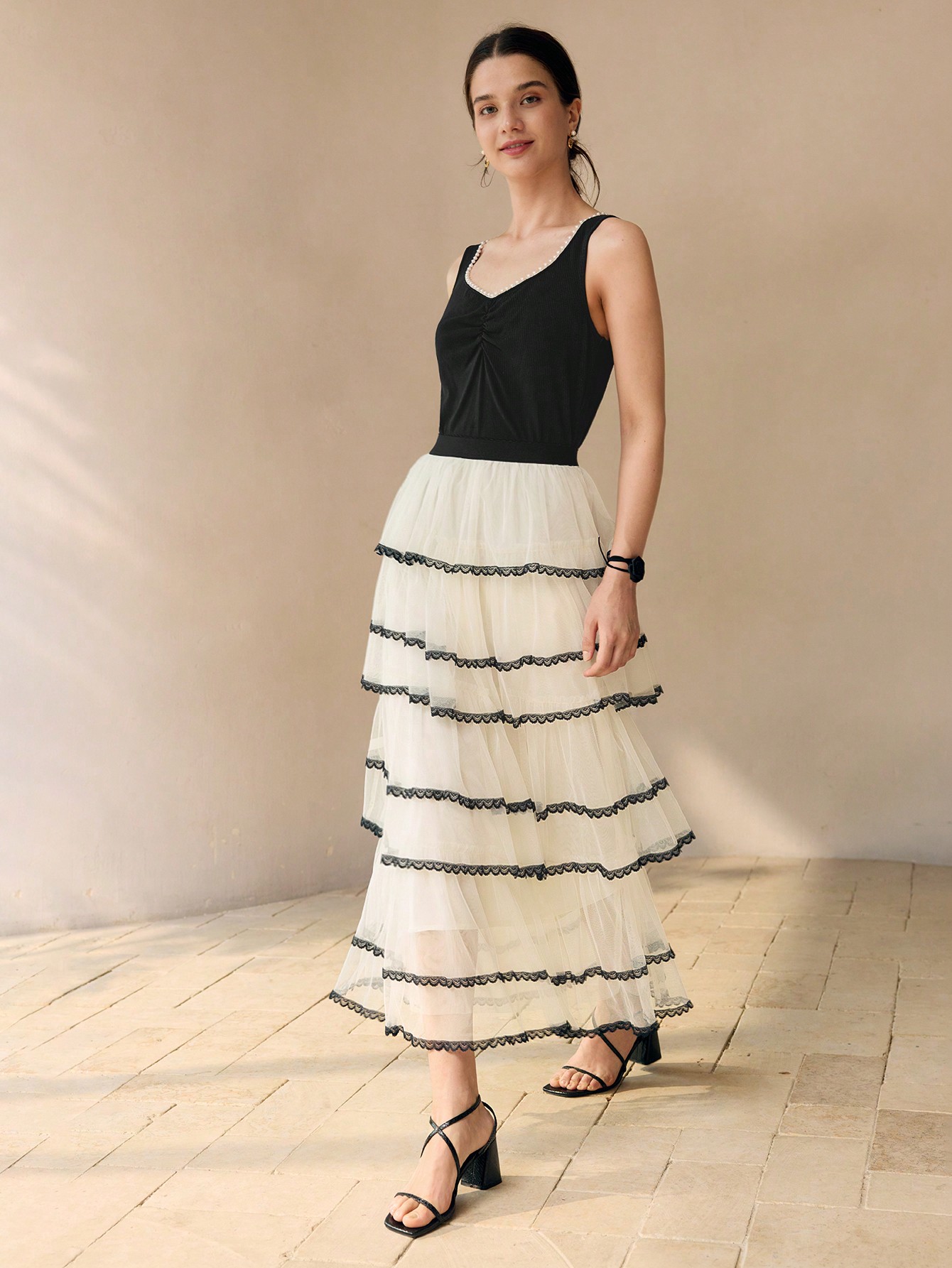 CONTRAST LACE RUFFLE LAYERED SKIRT｜Motf
