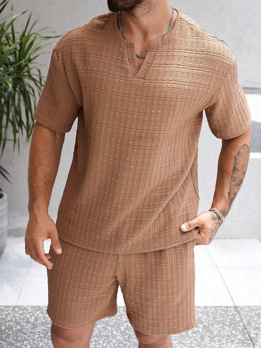 Manfinity Homme Set di maglia a maniche corte con scollo a V e pantaloncini in tessuto estivo da uomo
