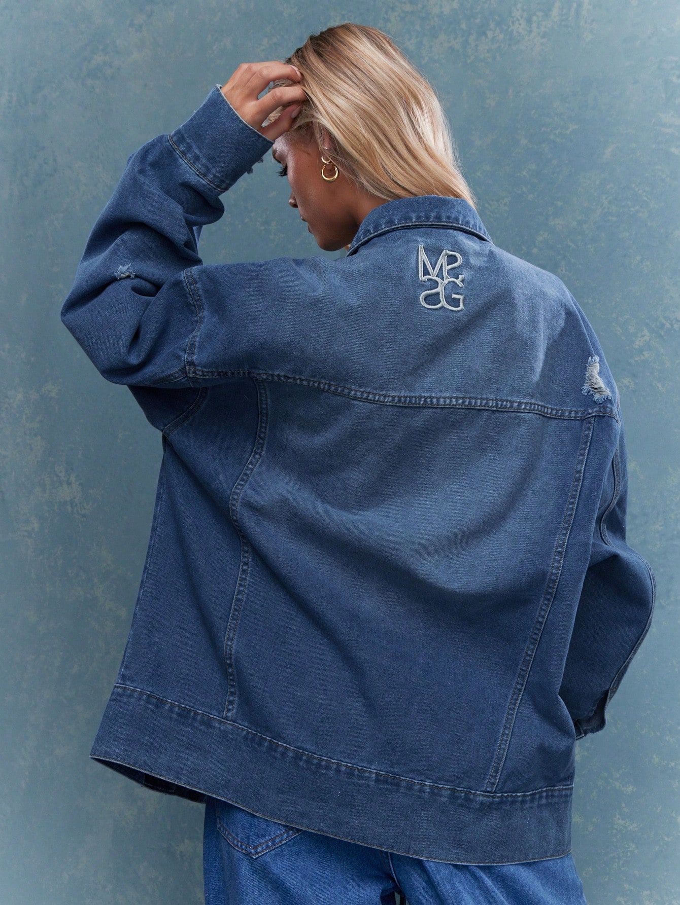 MISSGUIDED ディストレス加工 オーバーサイズ デニムジャケット