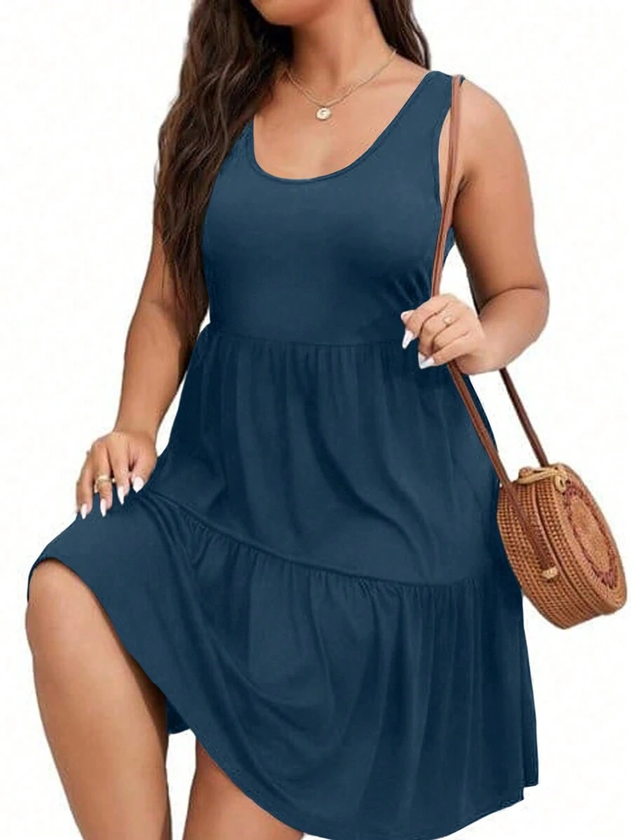 SHEIN LUNE Plus Size Women's Solid Color Sleeveless Daily Wear Dress
