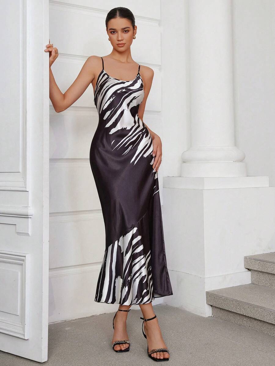 Aveloria Rosie Vestido de tirantes sin mangas con espalda anudada con estampado aleatorio de rayas blancas y negras de cebra, de estilo veraniego