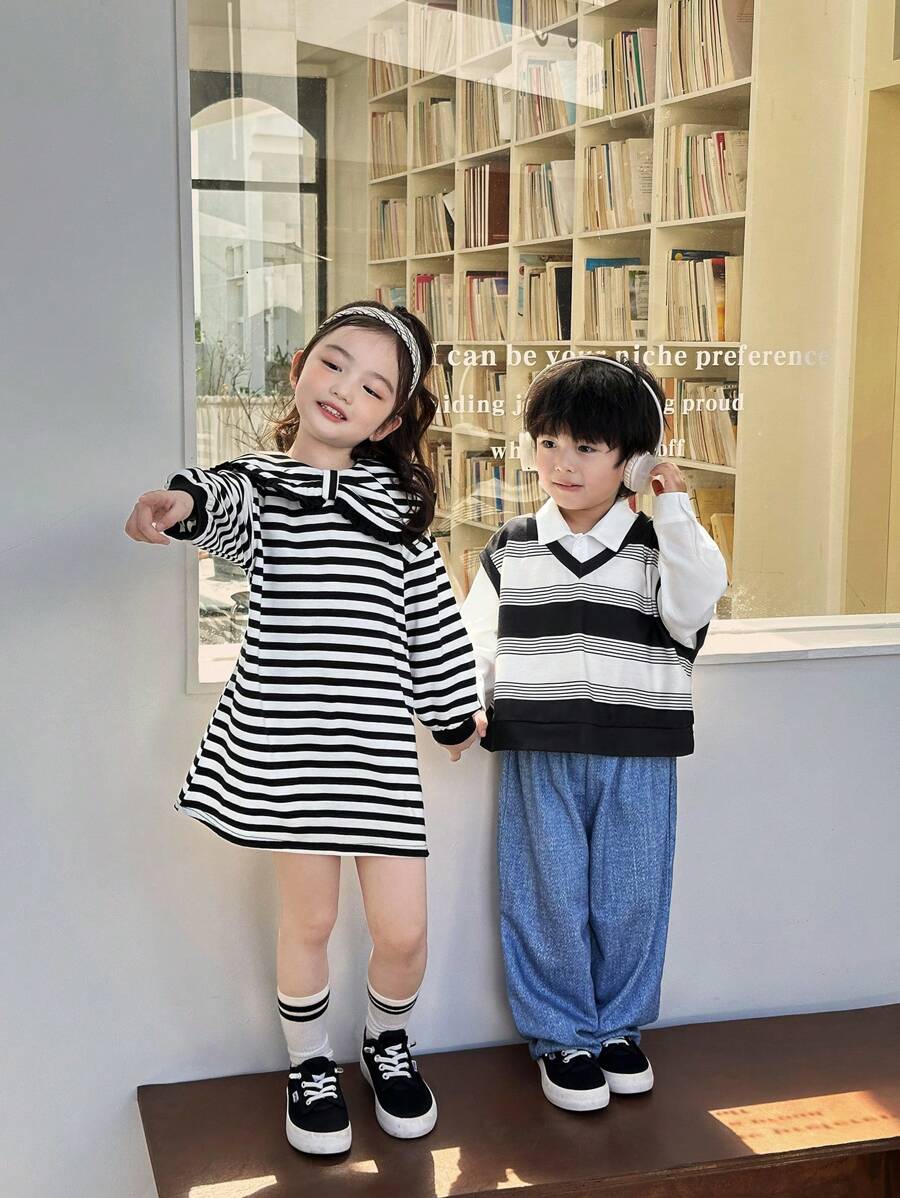 SHEIN 3 Stücke Kleine Jungen lässiger College-Stil, bequem, stilvoll, einfach, Koreanische lockere Passform, praktisch, All-Match, dicke Weste und langärmeliges Hemd mit Kragen, Kurzarm Hemd und lange Hose, geeignet für den täglichen Gebrauch, Schule, Reise, Sport, Herbst und Winter Jahreszeiten