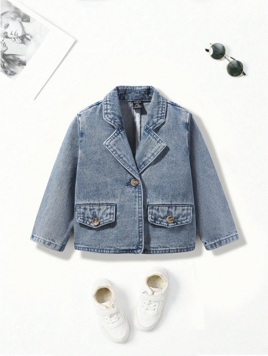 Chaqueta de traje casual de mezclilla lavada con nieve para bebé con detalles decorativos en los bolsillos, ideal para fiestas y uso casual versátil, estilo de moda