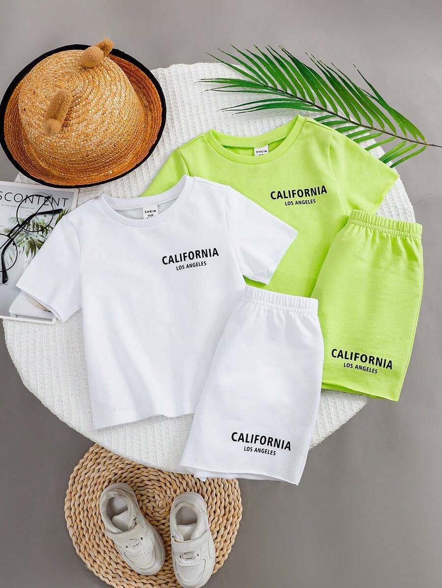 SHEIN Set di maglietta a maniche corte a maglia e pantaloncini con vita elastica per bambino/a sportivo/a casual con stampa a lettere, combinazioni multiple (2 set/4 set)