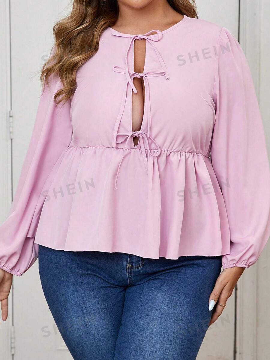 SHEIN Clasi Camisa de manga larga de unicolor con cuello de corbata y volante en el bajo, talla grande