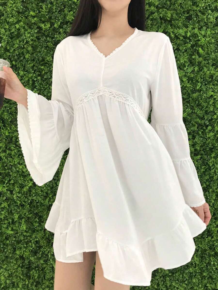 DAZY Women's Contrast Lace V-Neck Pullover Blouse,Ruffle,Fall Women Clothes