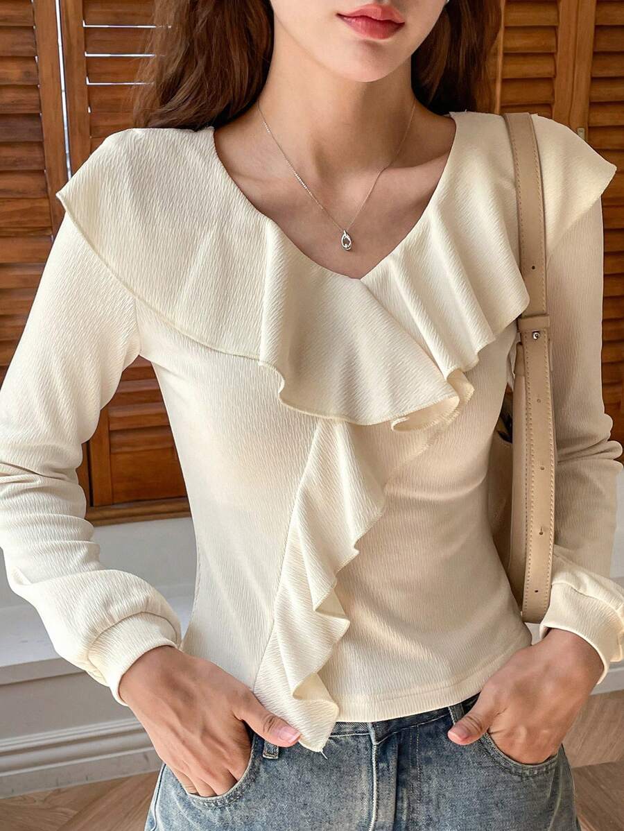 DAZY Women's Solid Ruffle Trim Fitted Cute T-Shirt