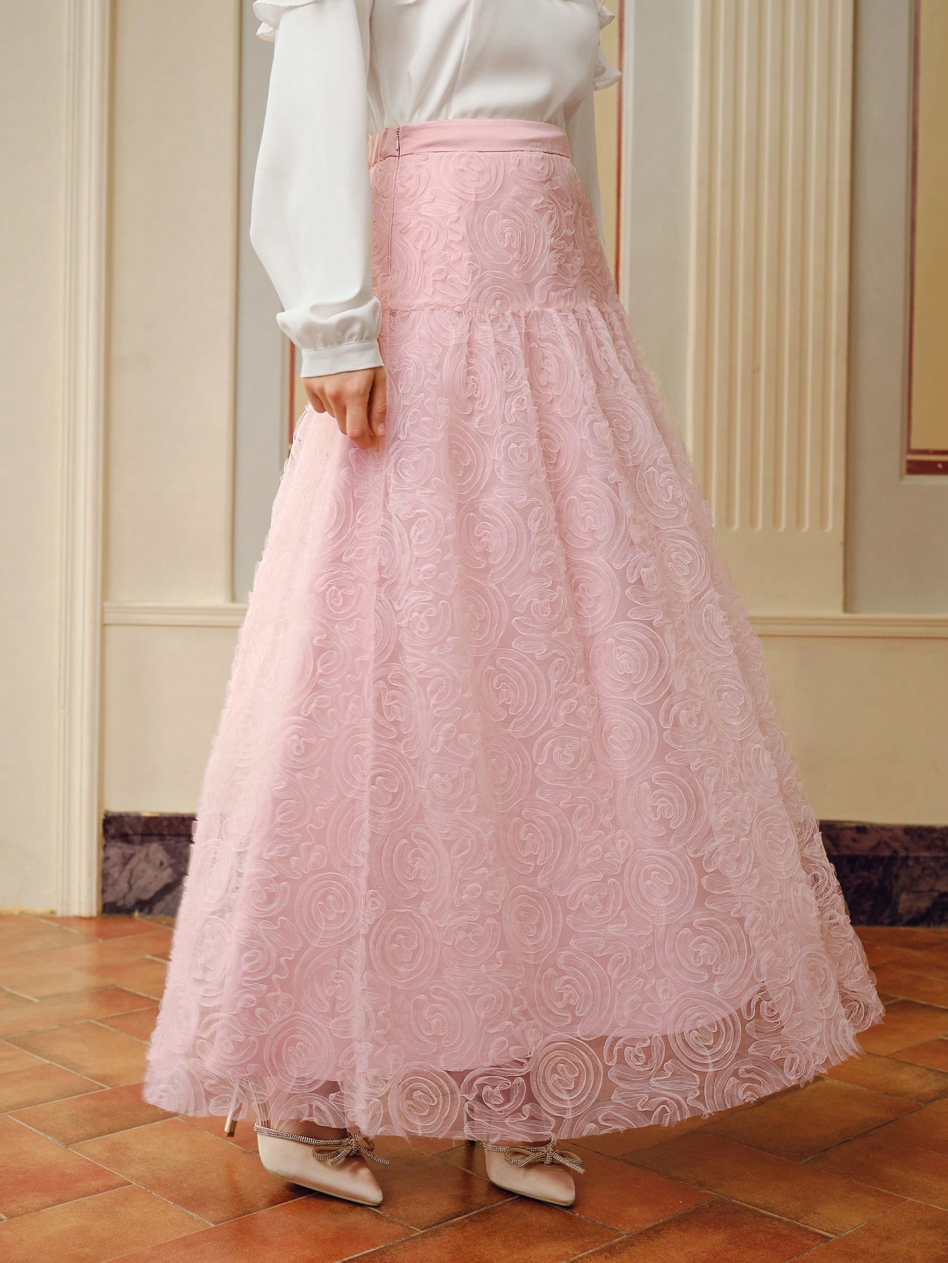 ZEYLAH MESH FLORAL TEXTURED FLARE SKIRT｜Motf