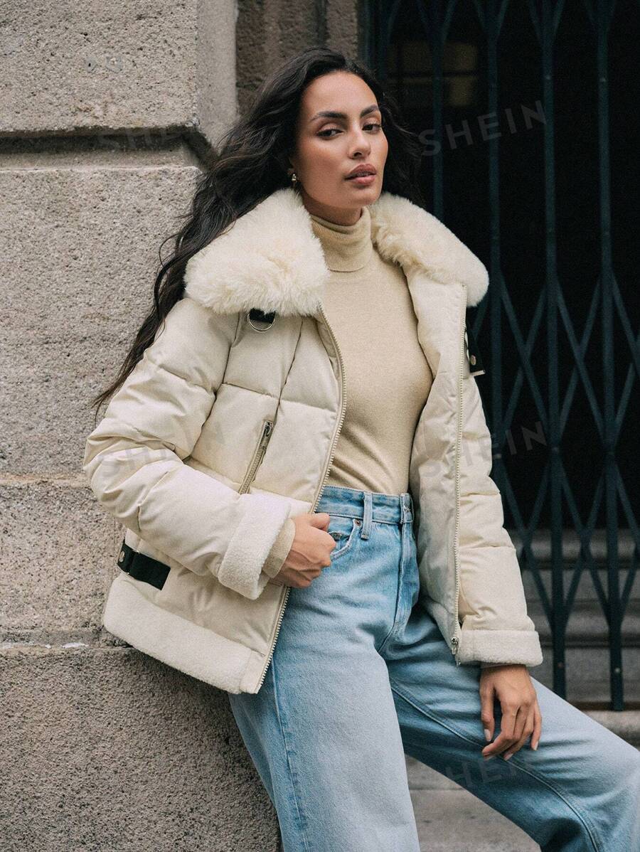 SHEIN x Carly Lawrence Anewsta Chaqueta corta con cuello esponjoso de mujer en beige