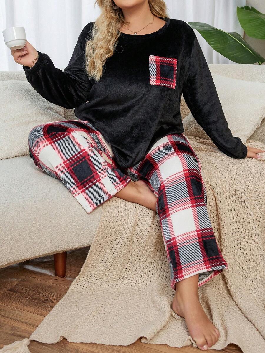 Conjunto de pijama de forro polar de cuello redondo de manga larga con bolsillo a cuadros para mujeres de talla grande, otoño/invierno