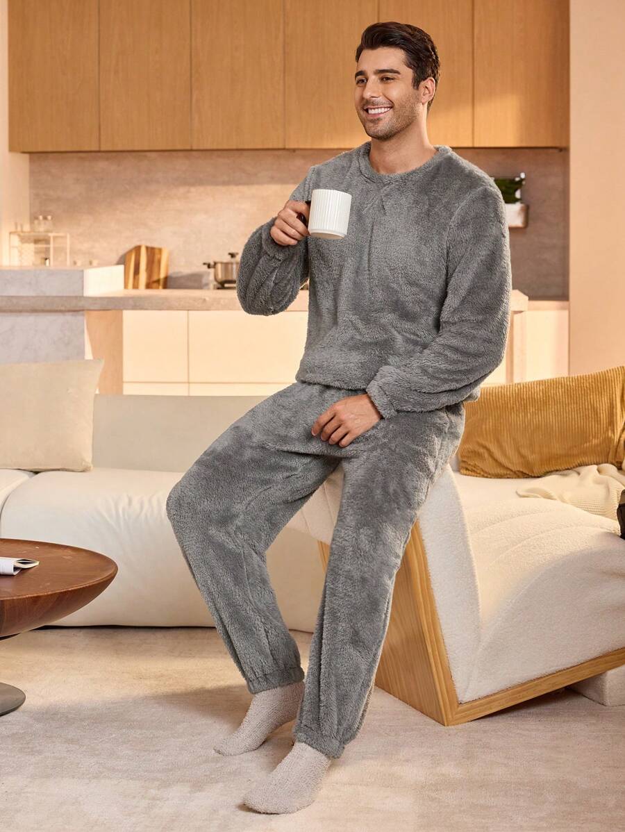 Manfinity Underwear&Sleepwear Basics Conjunto de pijama de polar de unicolor, con top de manga larga y pantalones para hombre, otoño/invierno