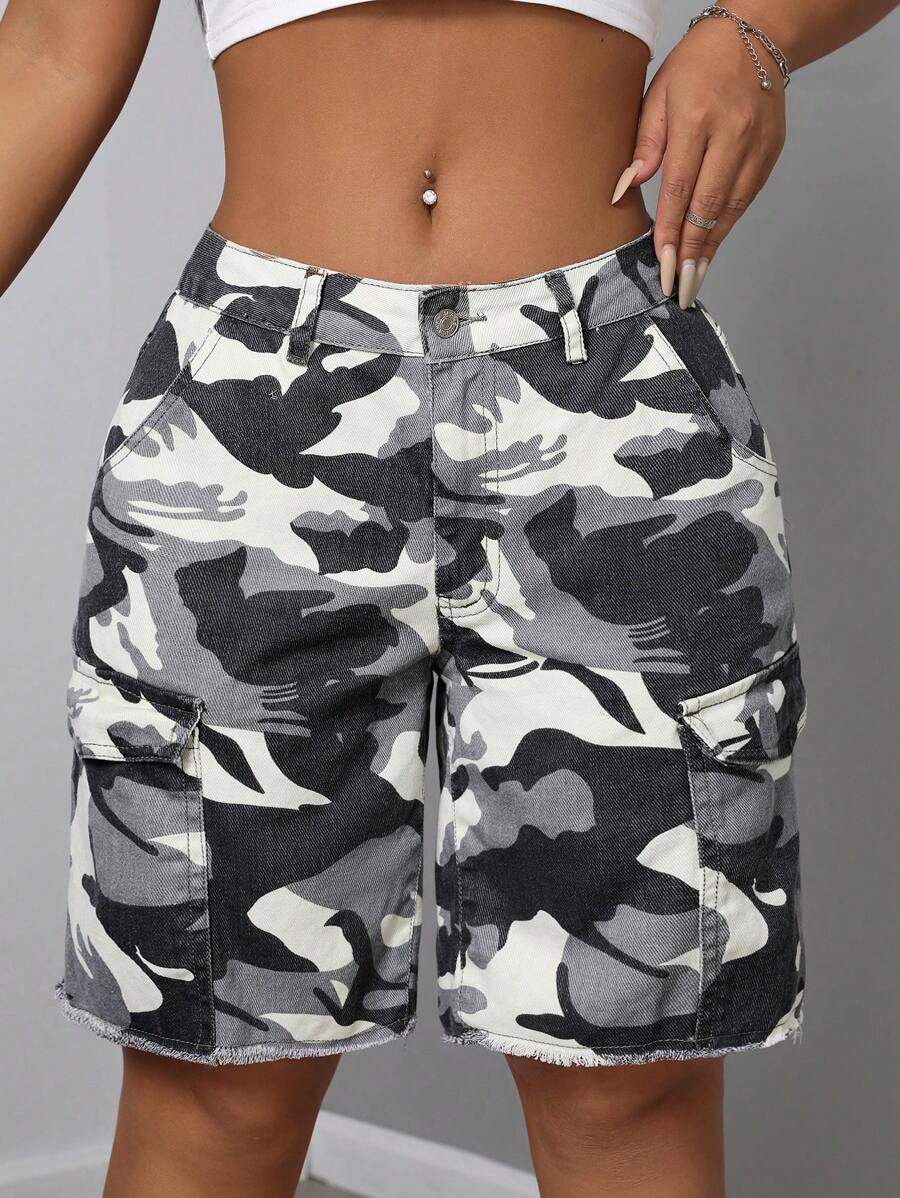 SHEIN SXY Camouflage denim shorts met knoopsluiting aan de voorkant, casual dagelijkse kleding