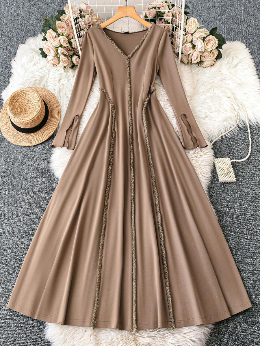 Mulvari Women's Pleated Floral Panel Long Sleeve Loose Arabian Dress, Modest Dress Perfect For Beach/Casual/Vacation/Homewear/Daily Wear