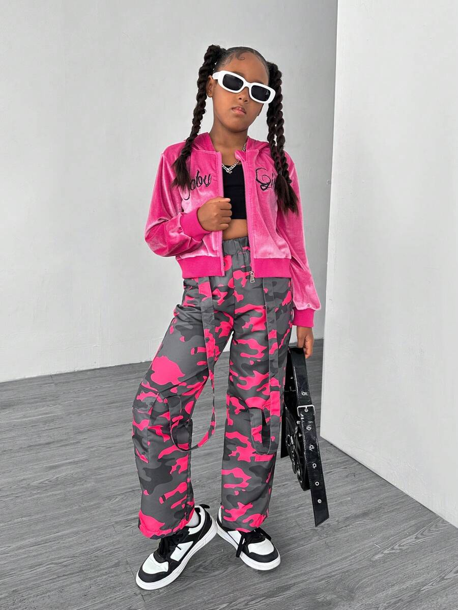 SHEIN 2pcs/Set Tween Girl Casual Outfit - Letter Print Hoodie Jacket And Camouflage Pants, Spring/Autumn