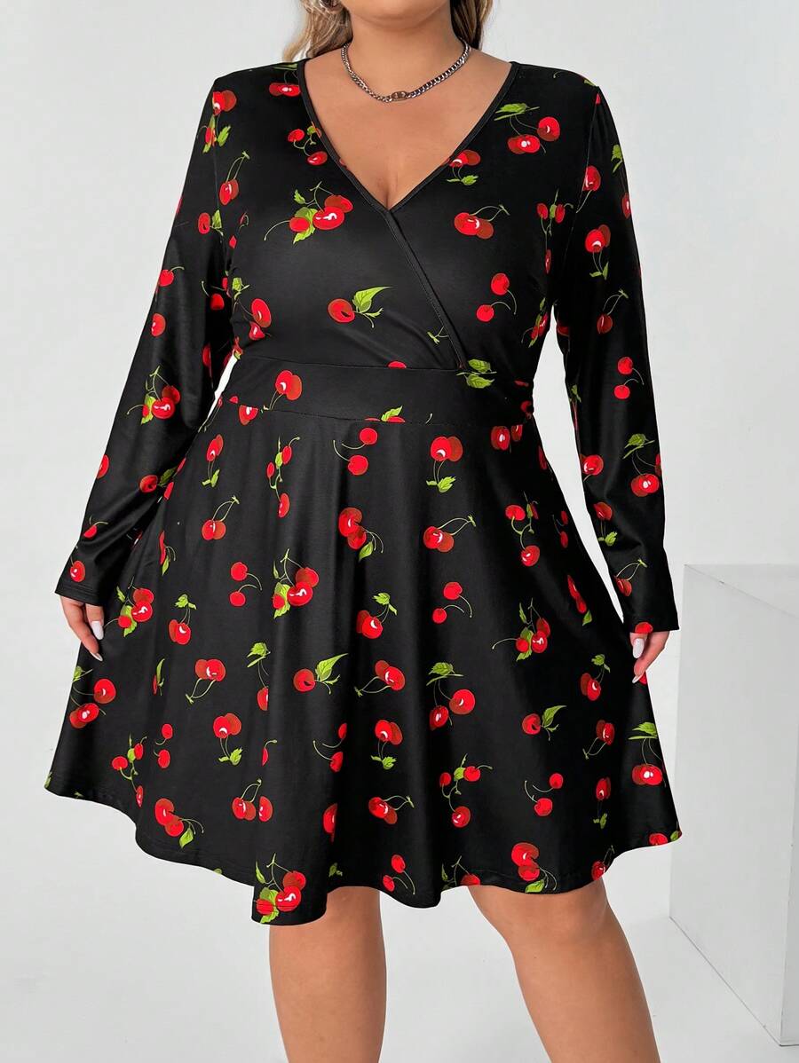SHEIN CURVE+ Plus Size Women's Summer Garden Party Casual Cherry Blossom Print V-Neck Short Sleeve Dress With Loose A-Line Silhouette And Ruffle Hem