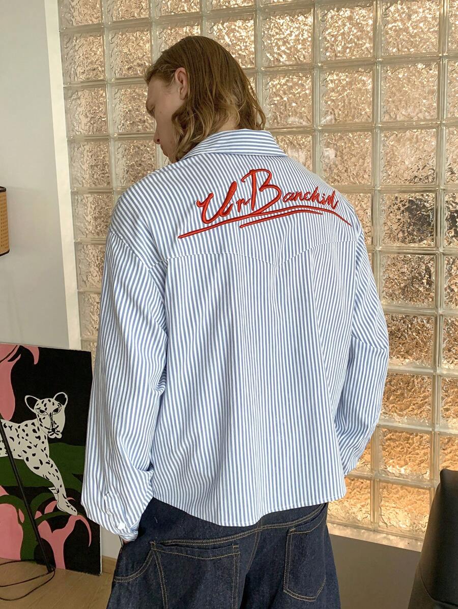 Manfinity VCAY Men's Casual Loose Fit English Letter Embroidered Striped Long Sleeve Woven Shirt, Fashion Urban Boxy Shirt, For Friends