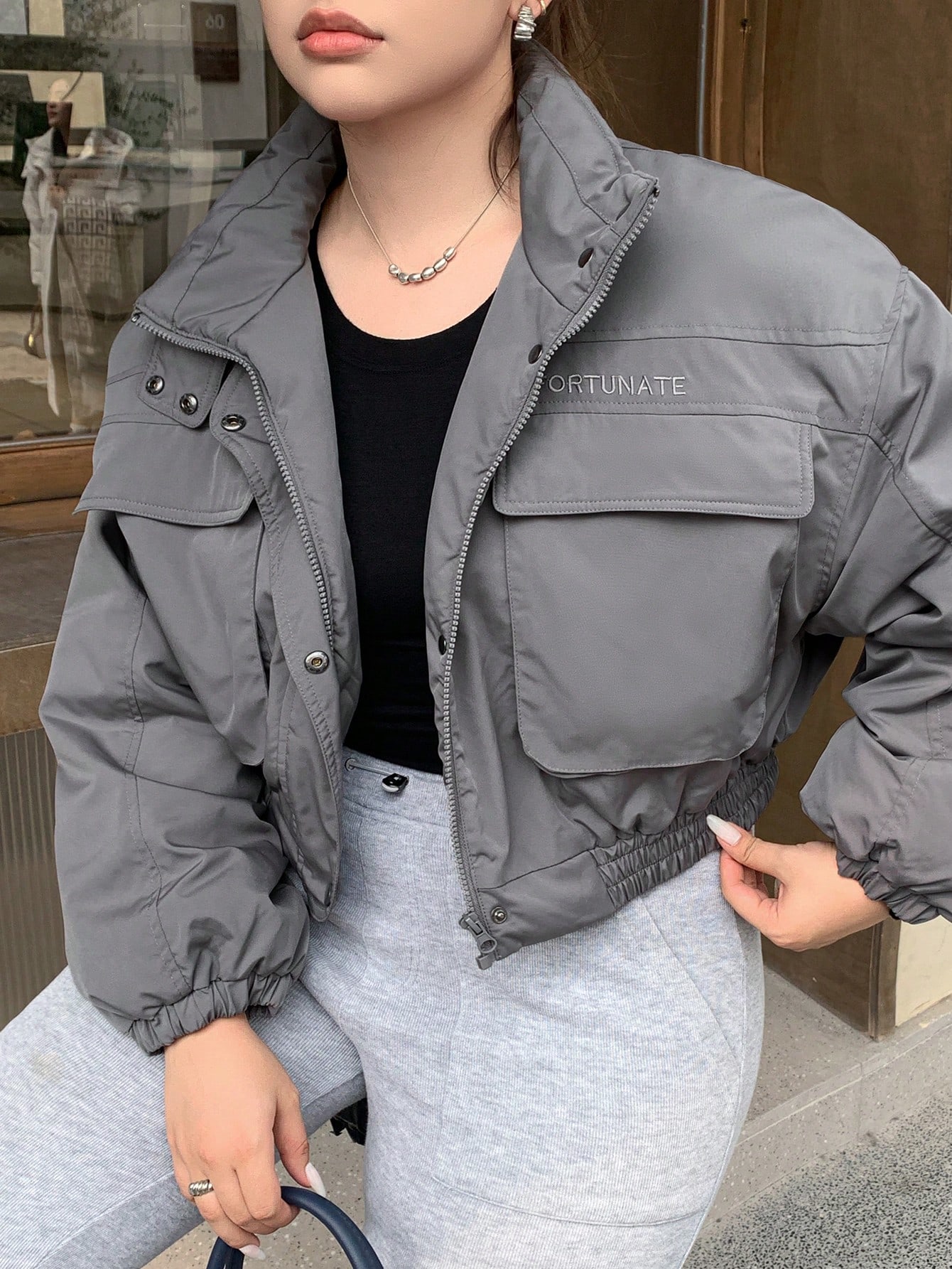 【大きめ☆DAZY】ベージュ　光沢あり　ジャケット　サイズXL Women Jackets｜DAZY