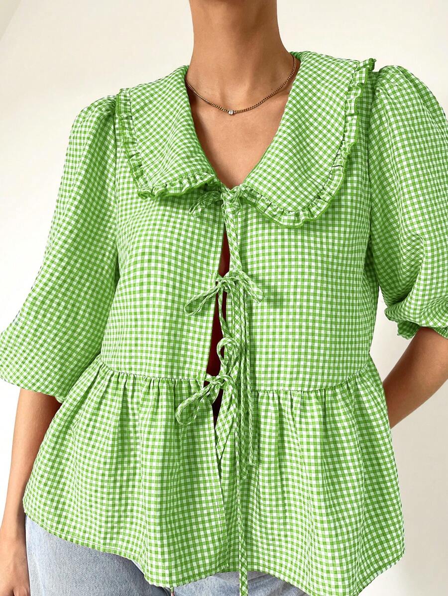 SHEIN Essnce Bluzka damska w kratkę gingham w dużych rozmiarach, z bufiastymi rękawami i kokardą z przodu
