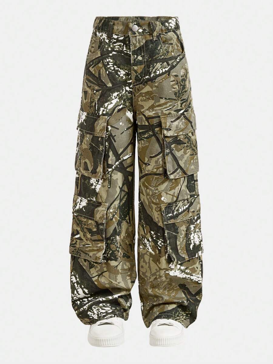 Tween Boy Fashionable American Streetwear Camouflage Straight Leg Loose Fit Multi Pockets Cargo Denim Jeans