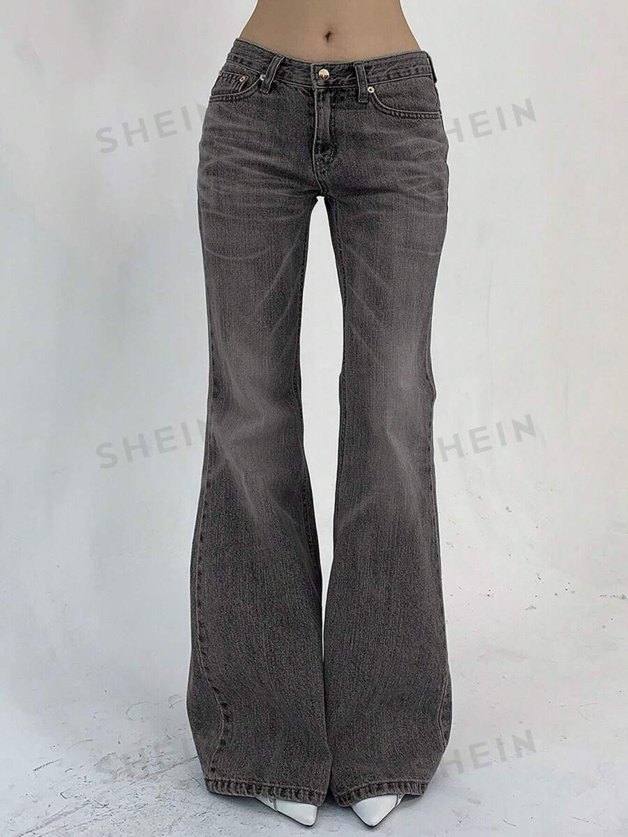 DAZY Jeans acampanados informales con bolsillos y botones delanteros para mujeres