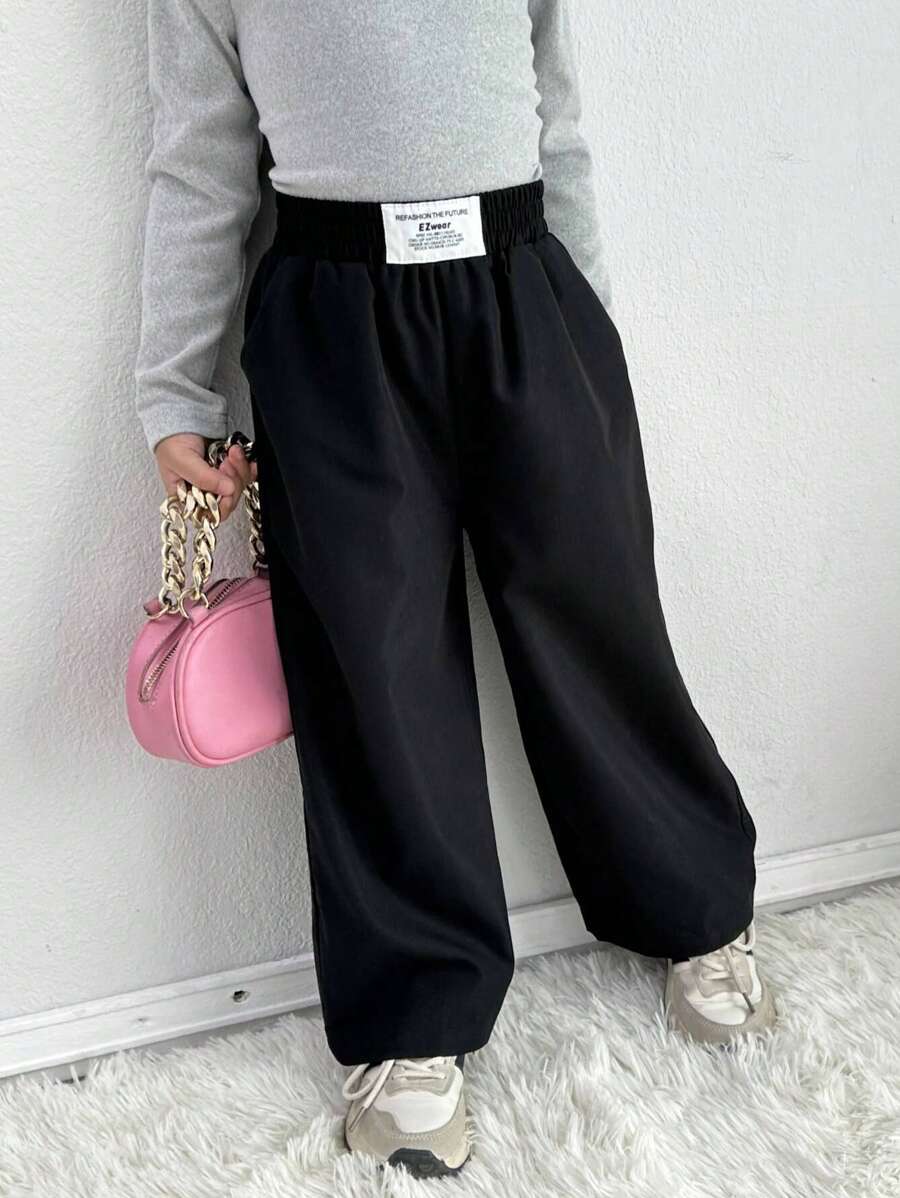 SHEIN Pantalones rectos de pierna ancha de unicolor con parche de letra, informal, a juego para madre e hija, estilo preppy, excelente para uso casual, diario y escolar en verano y otoño-invierno